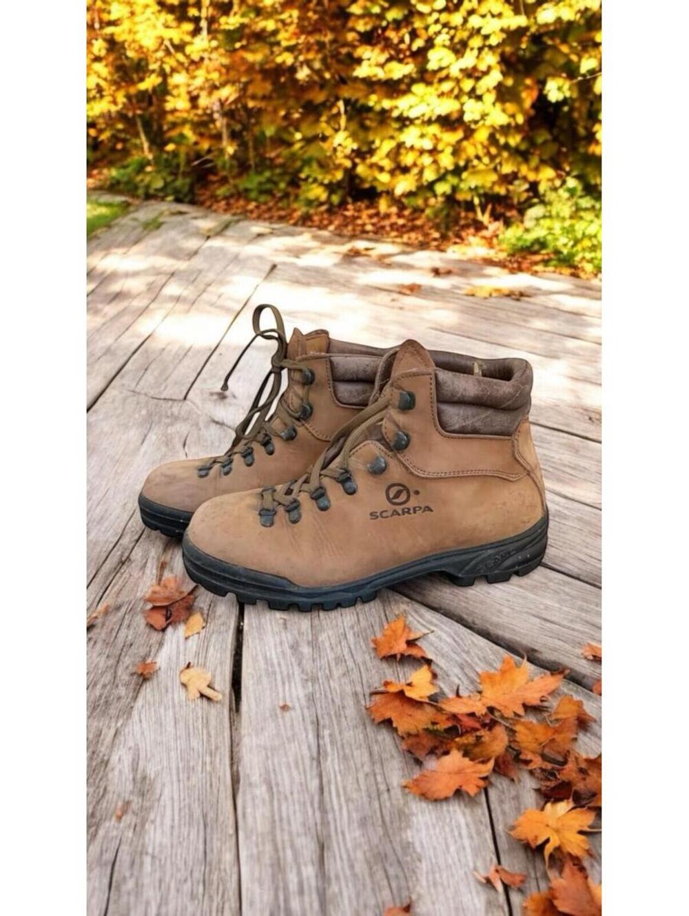 Vintage SCARPA Brown Suede Hiking Boots Men's Size 7 EUR 39 Made in Italy